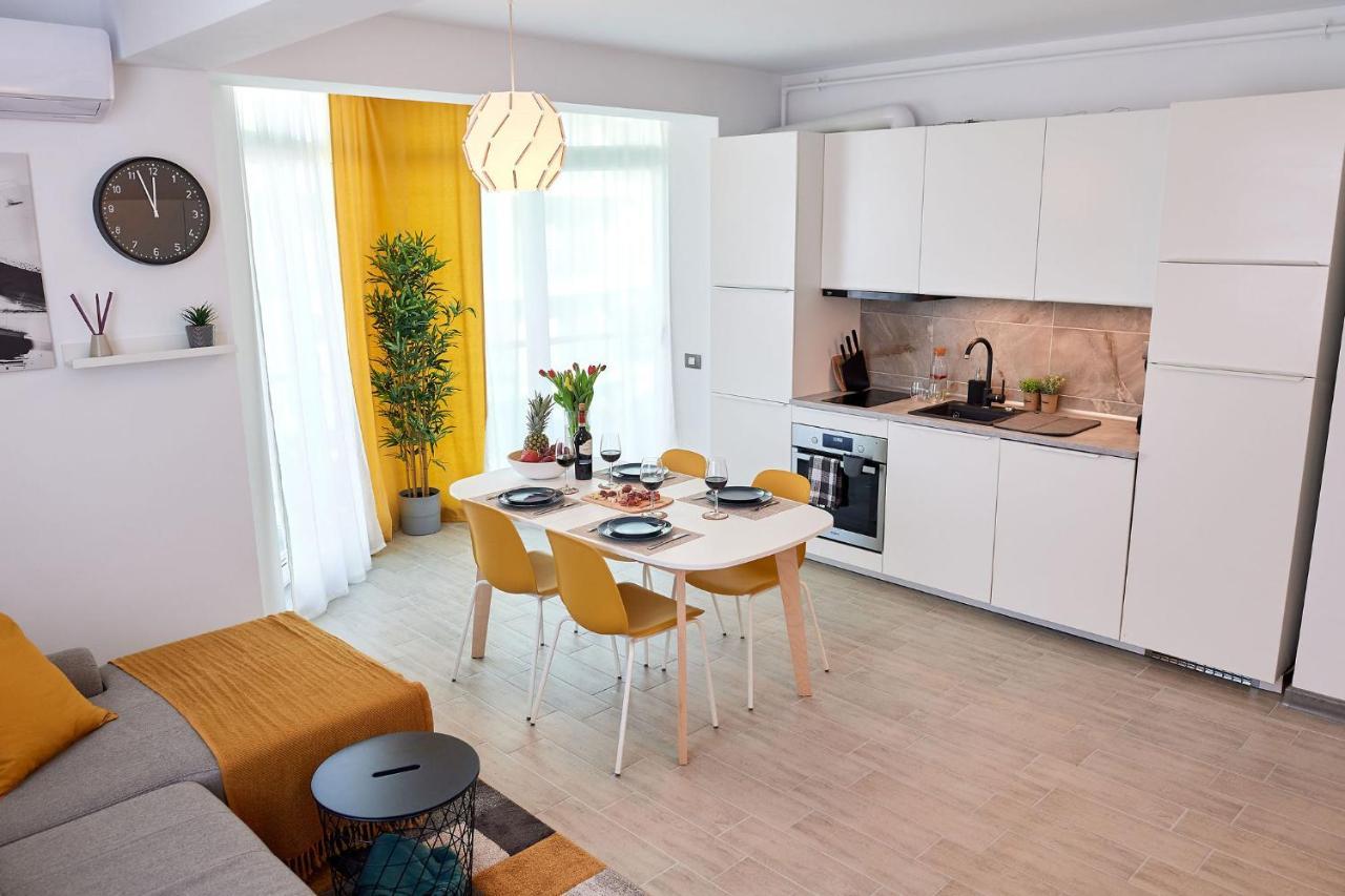 Fineloft Sea View Apartment-Spa N Pools Beach Resort Navodari Dış mekan fotoğraf