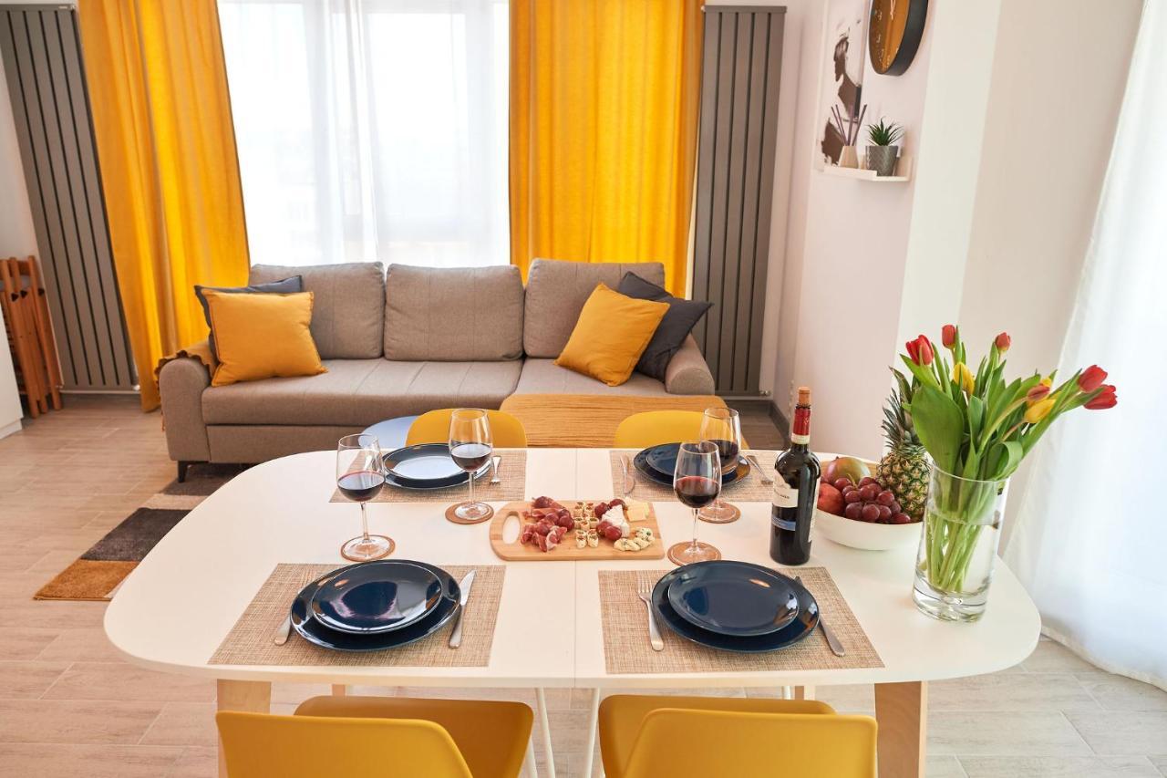 Fineloft Sea View Apartment-Spa N Pools Beach Resort Navodari Dış mekan fotoğraf
