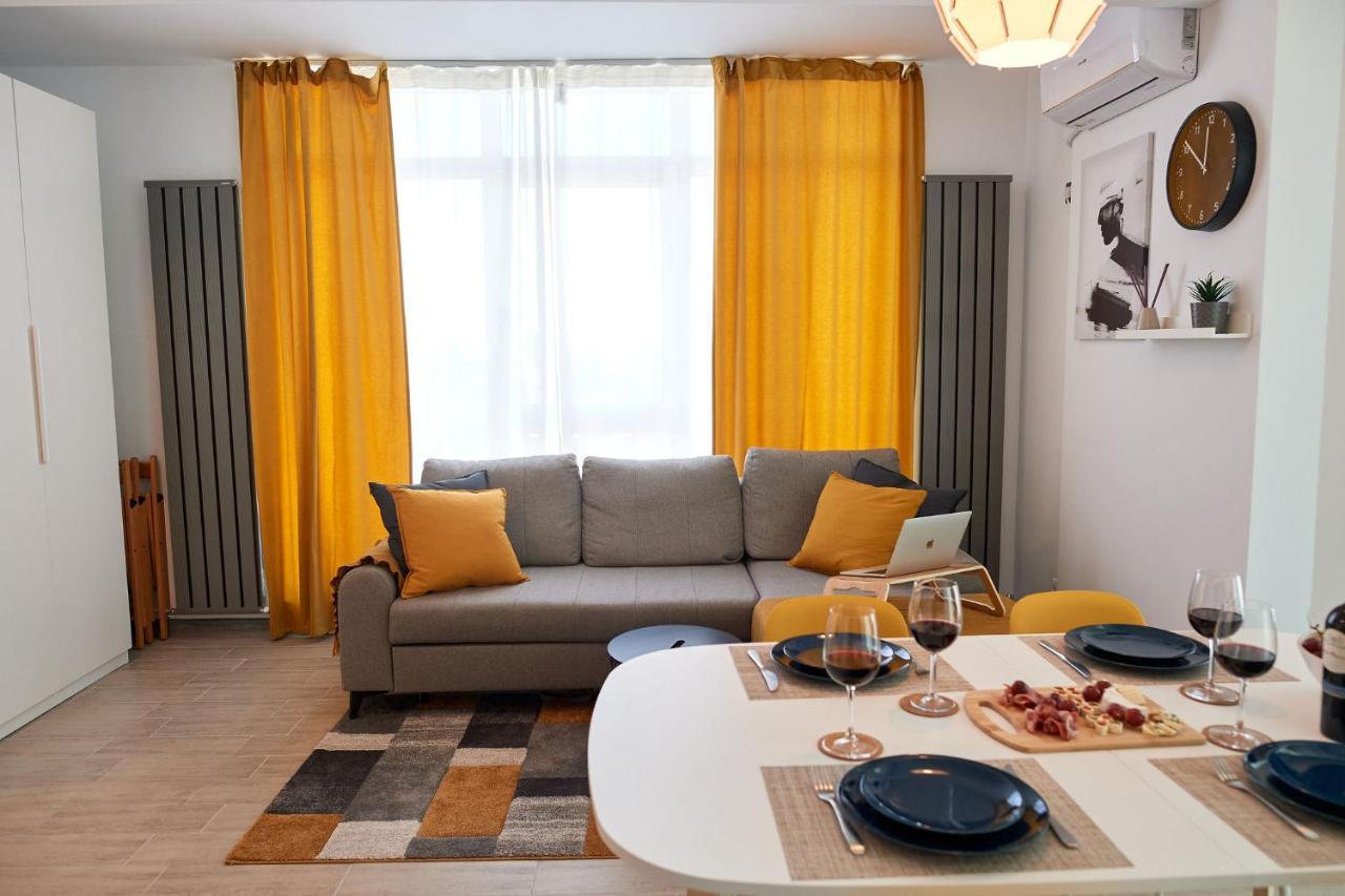 Fineloft Sea View Apartment-Spa N Pools Beach Resort Navodari Dış mekan fotoğraf