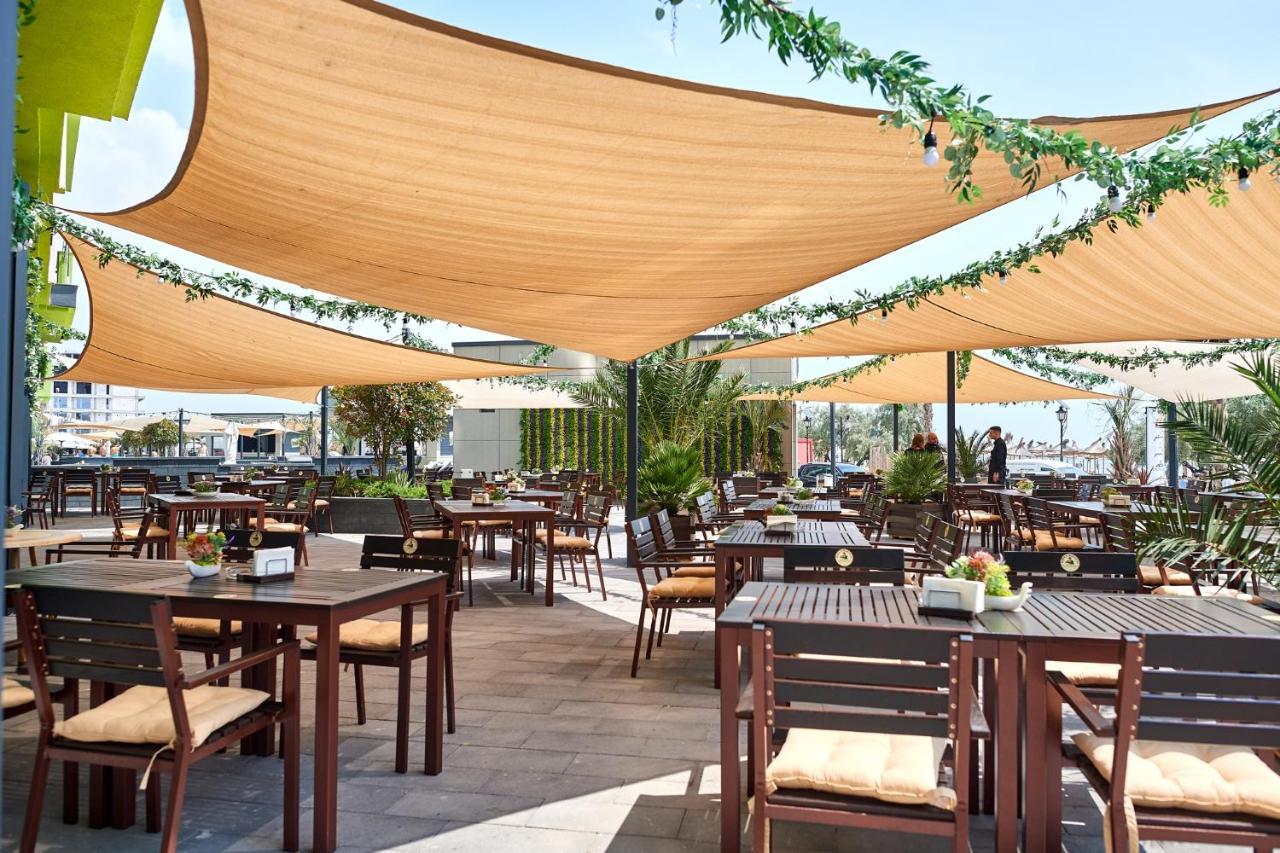 Fineloft Sea View Apartment-Spa N Pools Beach Resort Navodari Dış mekan fotoğraf